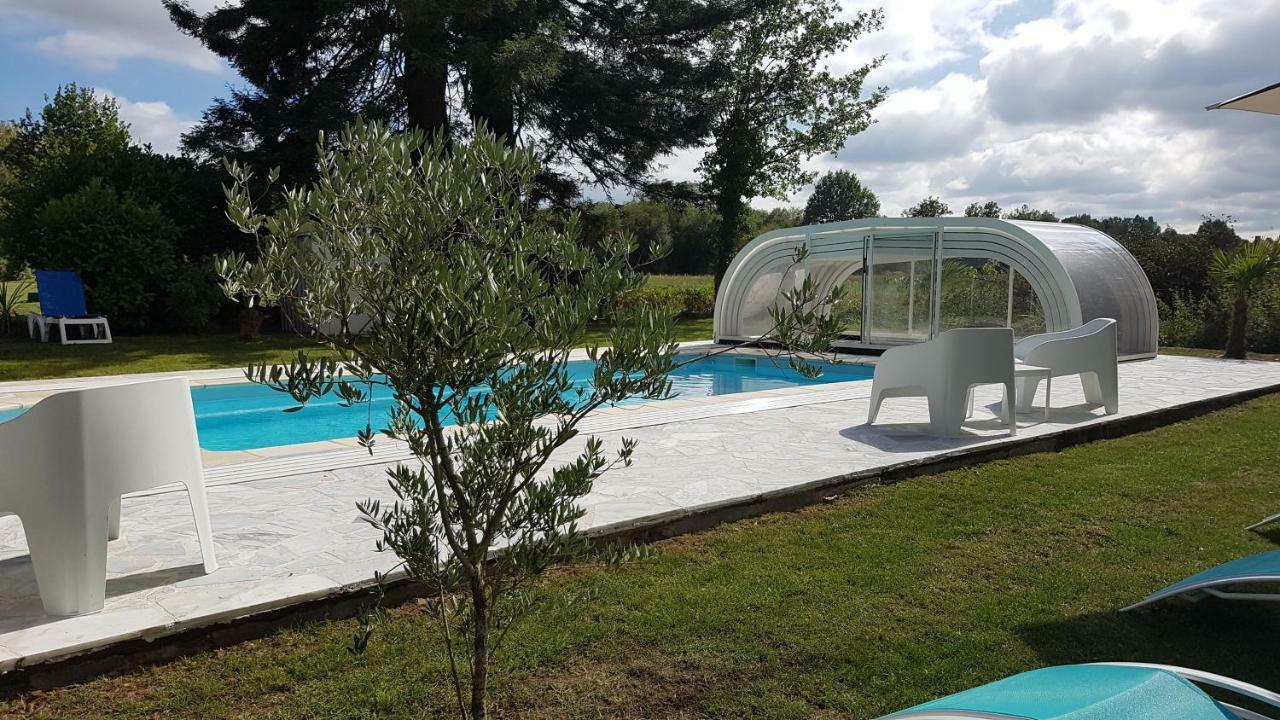 Manoir Des Turets Yvre-l'Eveque Exterior foto